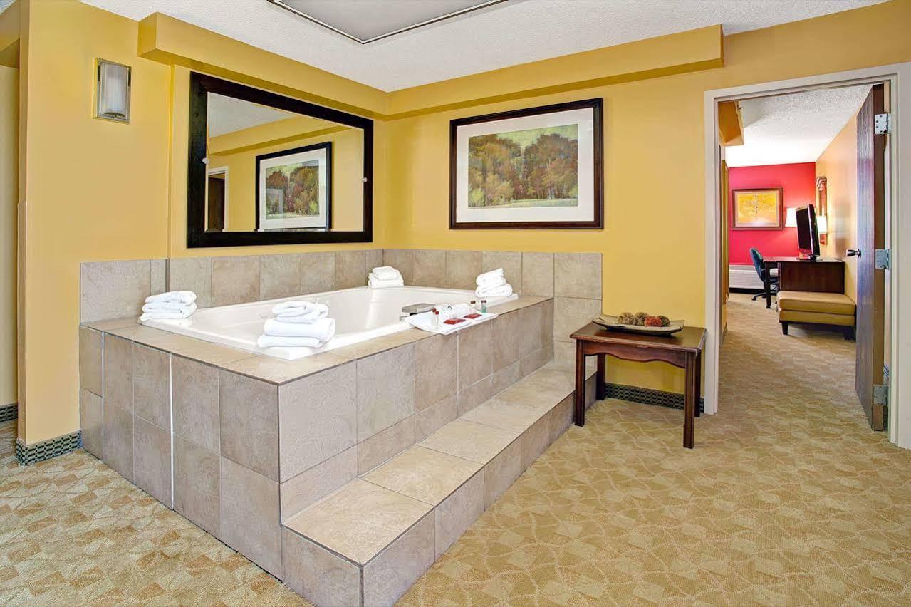 เดลตา โฮเทล เดนเวอร์ นอร์ทเกล็นน์ Hotel นอร์ธเกลนน์ ภายนอก รูปภาพ